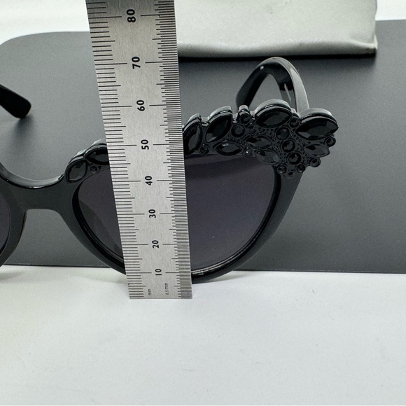 PERVERSE Sunglasses Eros black main image 7